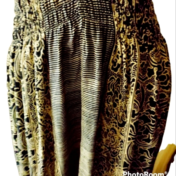 Dress - Picture 3 of 5